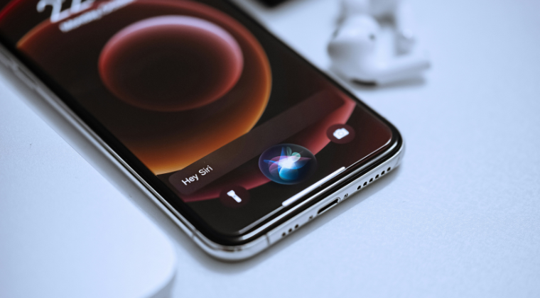 Enhanced Siri with Apple Intelligence arriving spring 2025